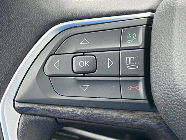Used 2024 Jeep Grand Cherokee Limited AWD/4WD image 39