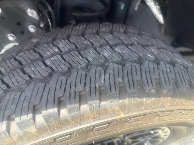 Used 2024 Ford F250 XLT w/ Black Appearance Package AWD/4WD image 2