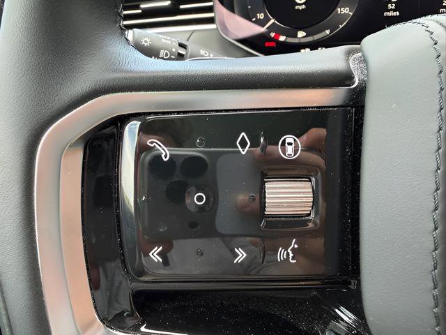Certified 2025 Land Rover Range Rover Sport SE image 21