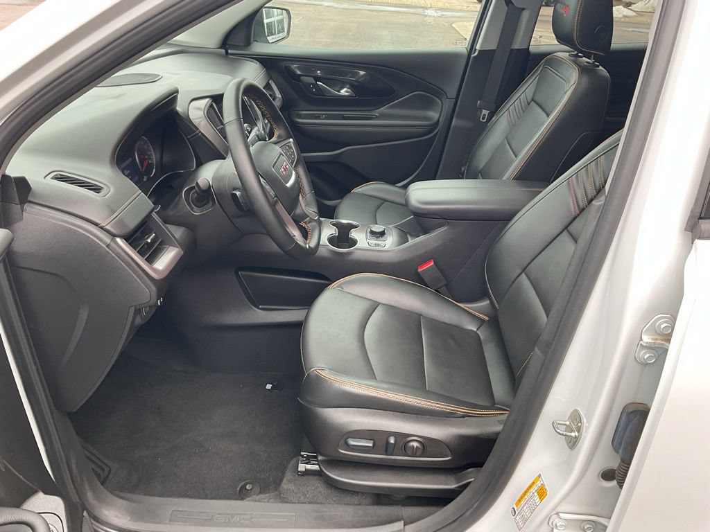 Used 2023 GMC Terrain AT4 w/ Infotainment Package II AWD/4WD image 10