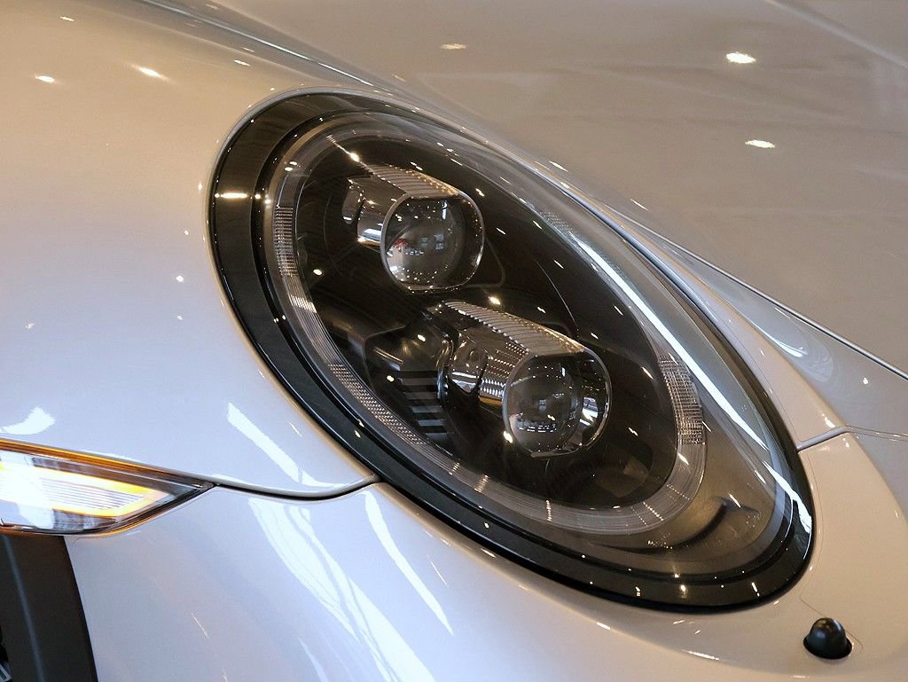 Used 2016 Porsche 911 GT3 RS image 36