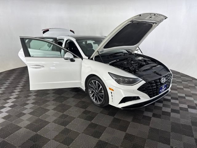 Used 2022 Hyundai Sonata Limited FWD image 12