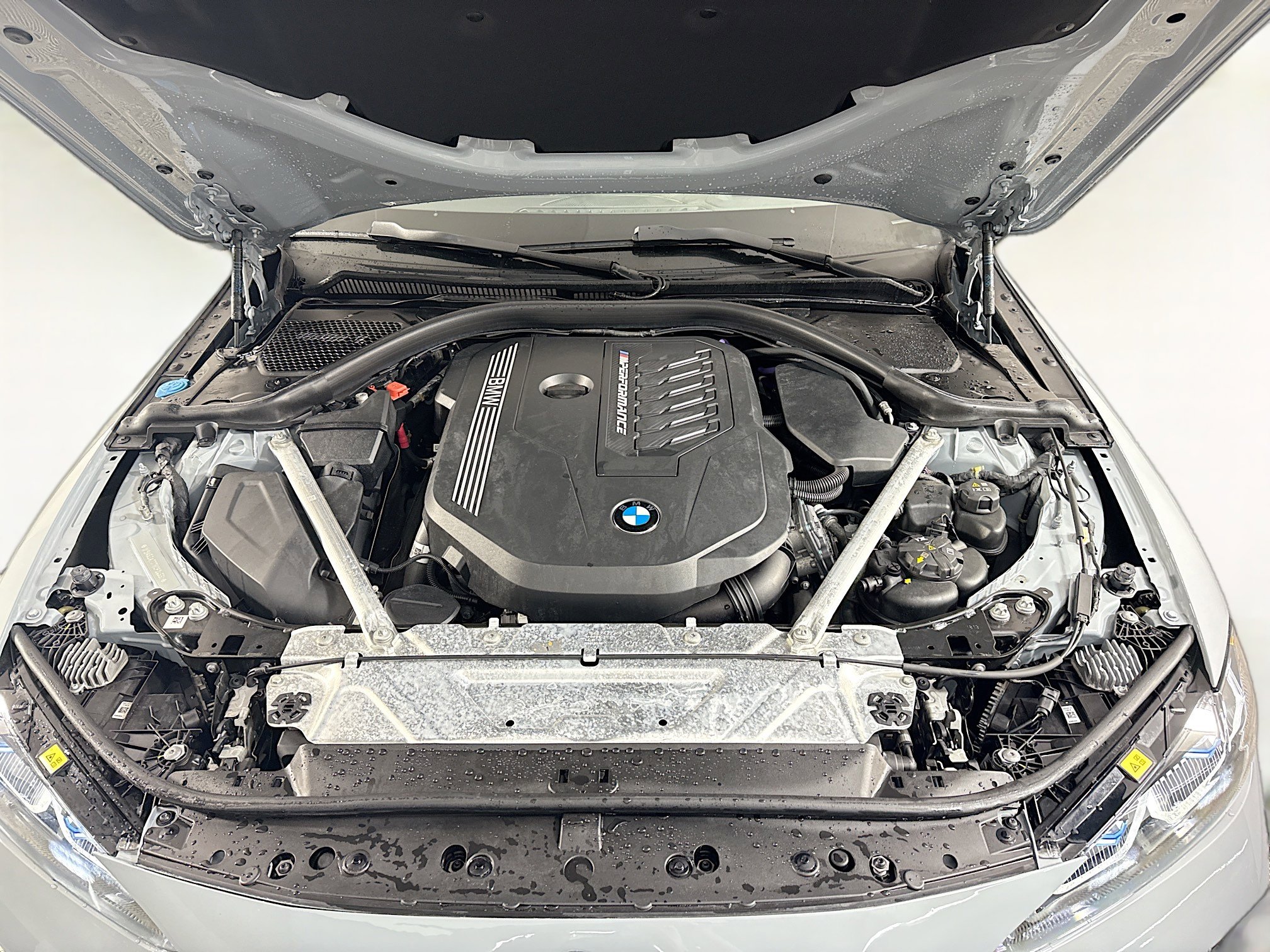 Used 2024 BMW M440i Convertible image 37