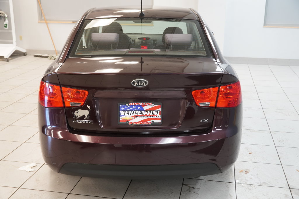 Used 2010 Kia Forte EX FWD image 37