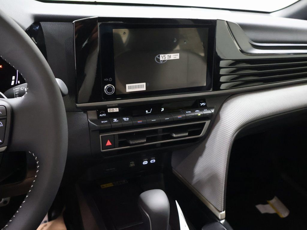 New 2026 Toyota Camry SE image 29