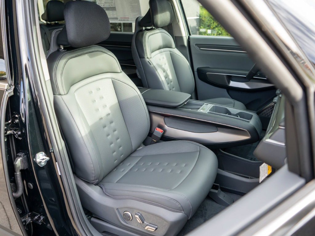 New 2026 Kia EV9 Wind AWD/4WD image 9