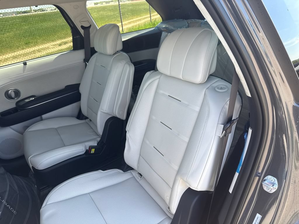New 2026 Hyundai Palisade Calligraphy AWD/4WD image 8