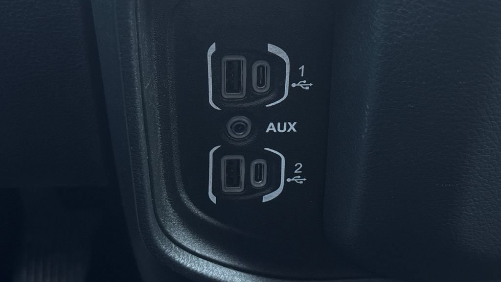 Used 2022 RAM 1500 Big Horn AWD/4WD image 40