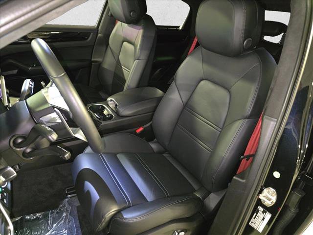 Used 2021 Porsche Cayenne GTS image 15