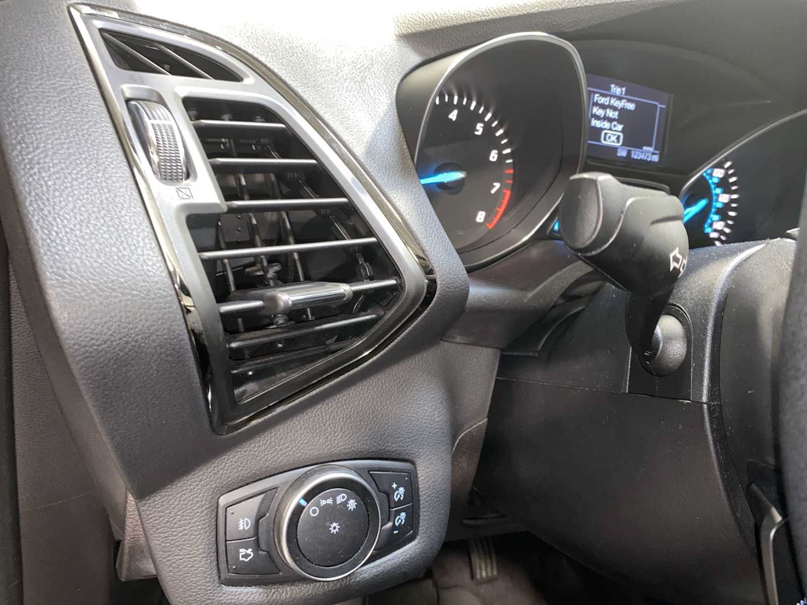 Used 2016 Ford Escape Titanium AWD/4WD image 24