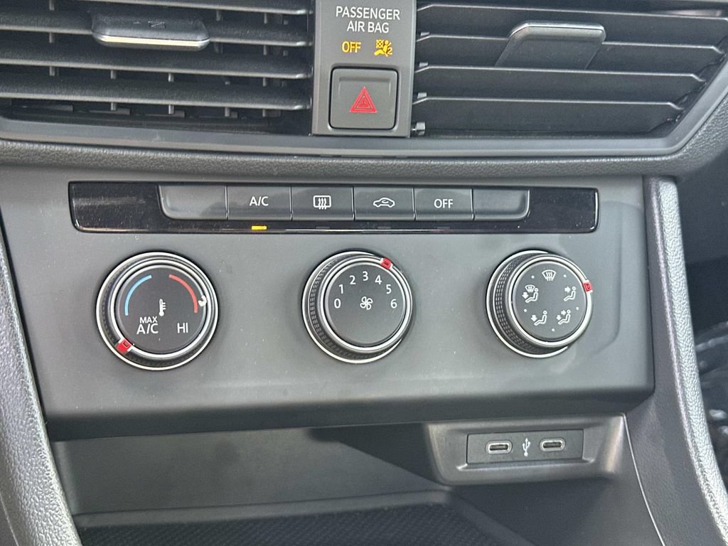 Used 2023 Volkswagen Jetta Sport FWD image 20