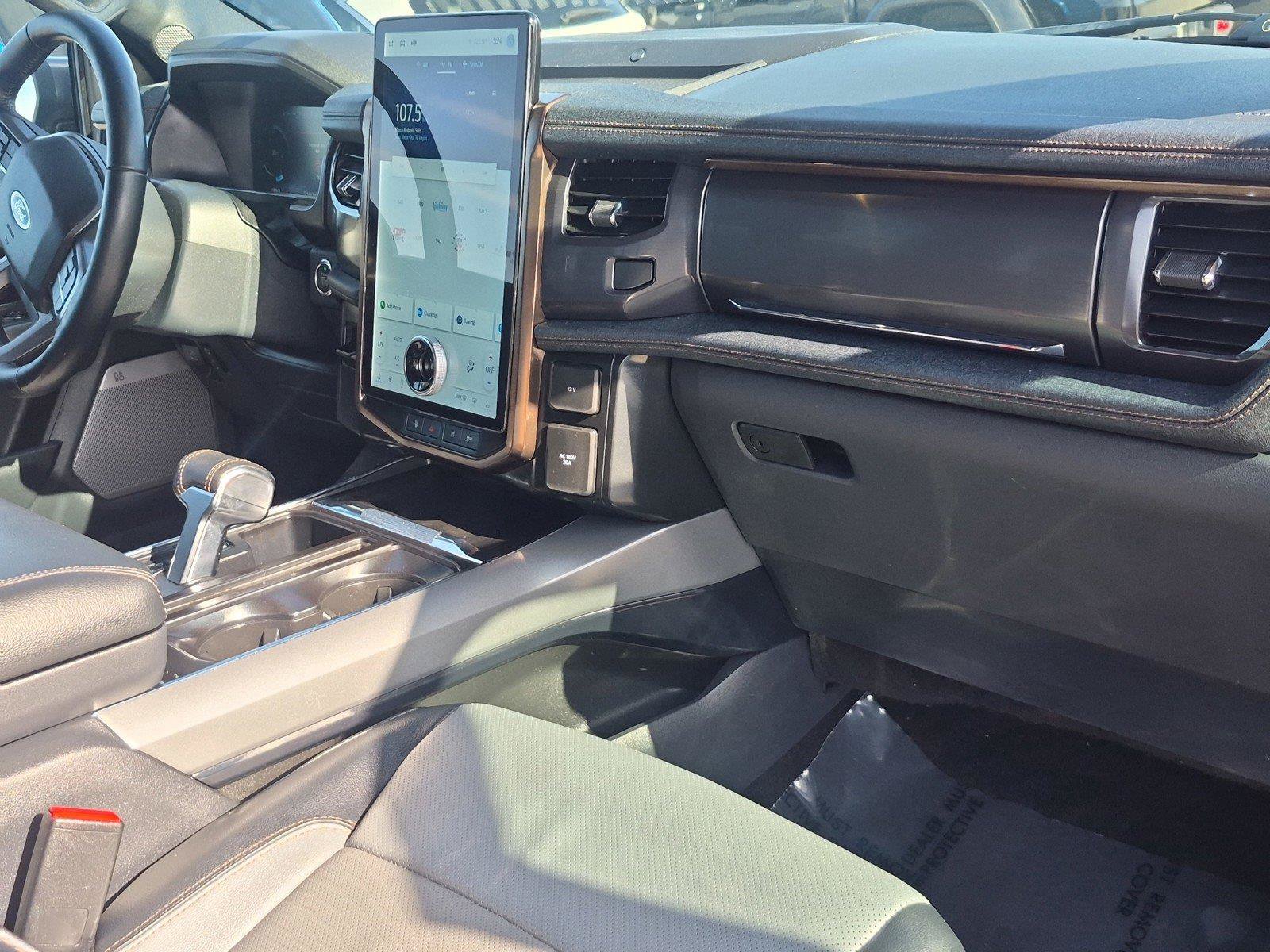Used 2022 Ford F150 Lightning Lariat AWD/4WD image 11
