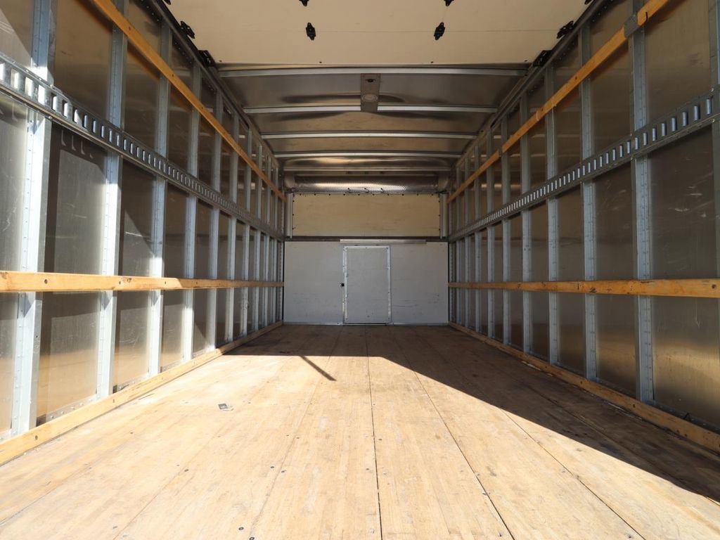 Certified 2024 Ford E-450 and Econoline 450 Super Duty w/ Power Windows & Locks Group image 8