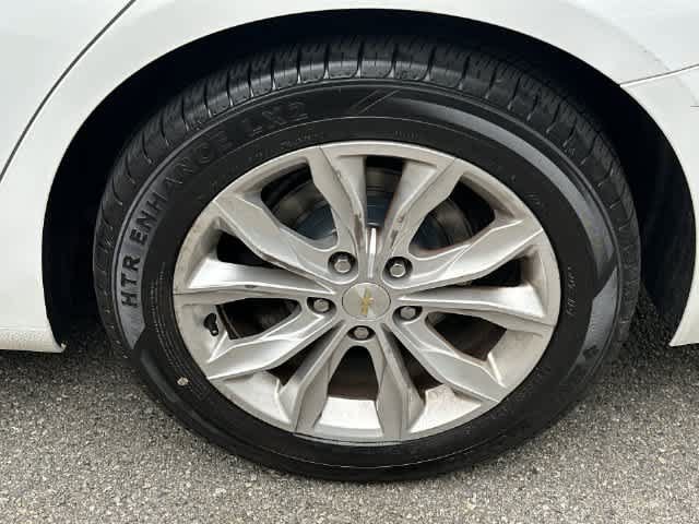 Used 2020 Chevrolet Malibu LT FWD image 5