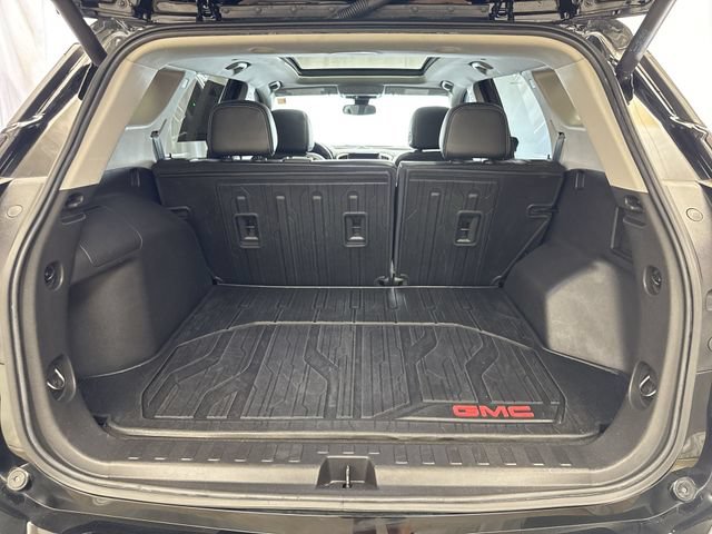 Used 2023 GMC Terrain SLT w/ Infotainment Package II AWD/4WD image 27