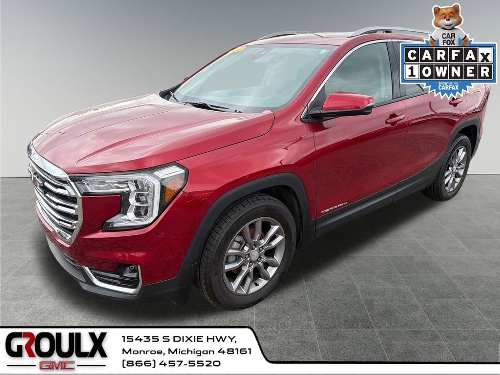 Used 2023 GMC Terrain SLT image 1