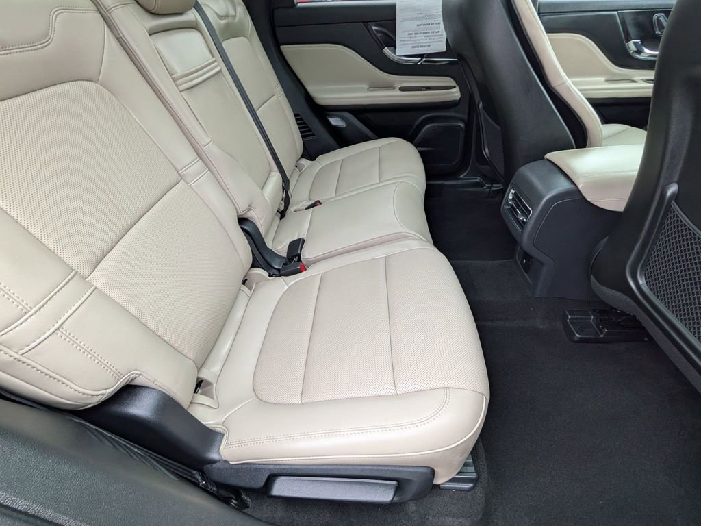 Used 2025 Lincoln Corsair Grand Touring w/ Towing Package image 23