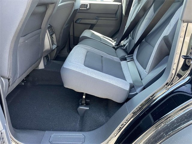 New 2025 Ford Bronco Base image 21