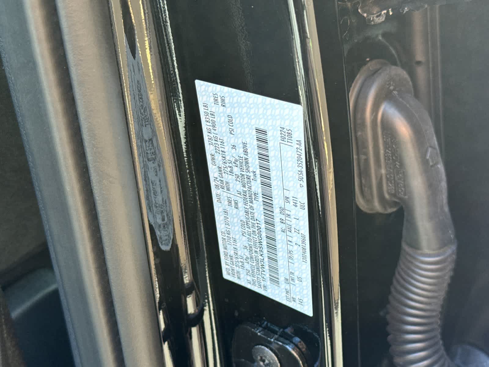Certified 2025 Ford F150 Lightning XLT AWD/4WD image 28