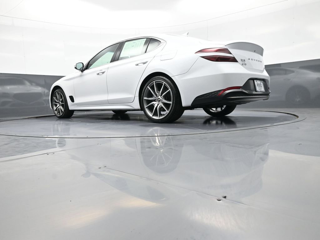 Used 2023 Genesis G70 2.0T AWD/4WD image 31