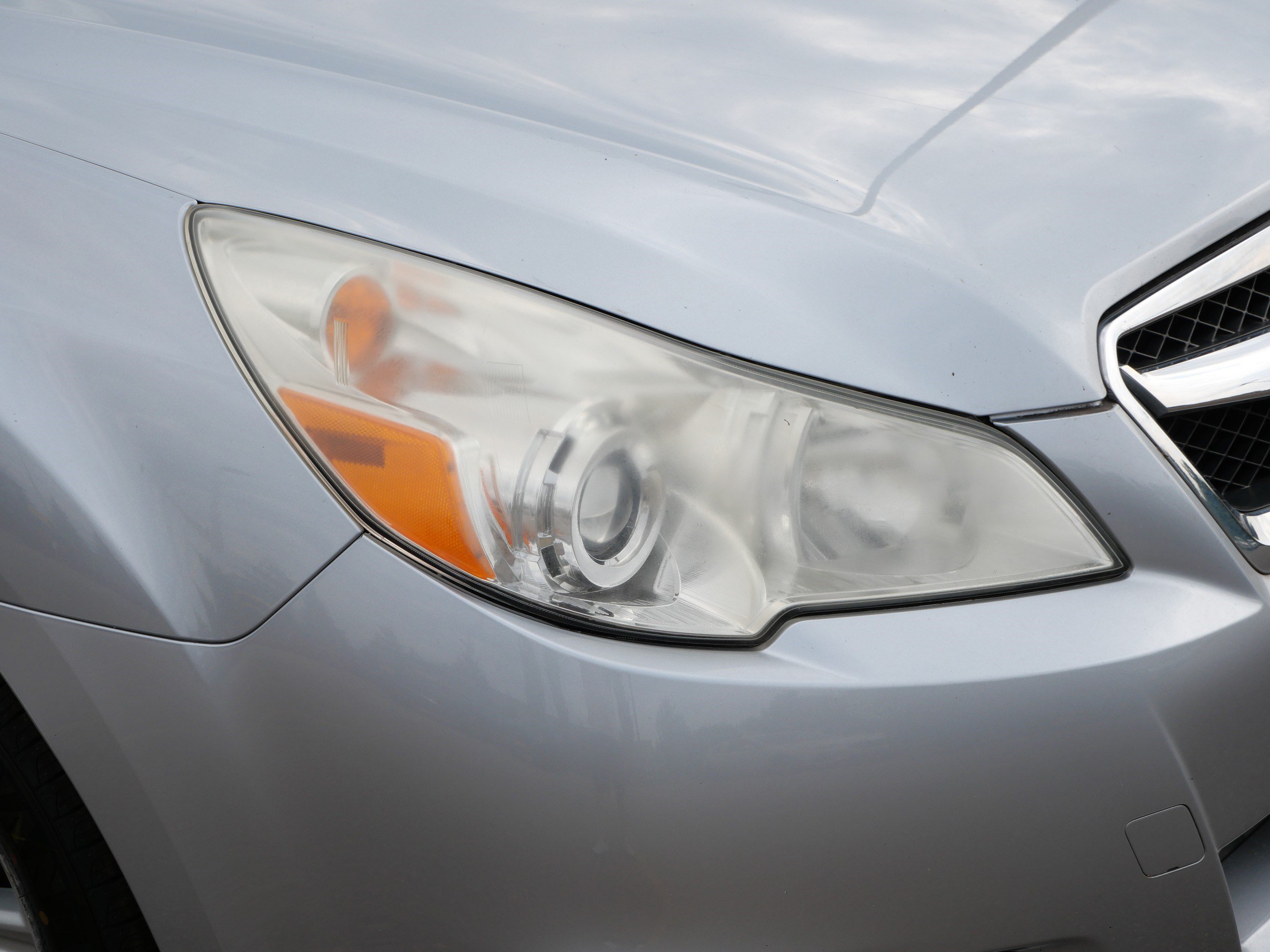 Used 2012 Subaru Legacy 2.5i Premium AWD/4WD image 16