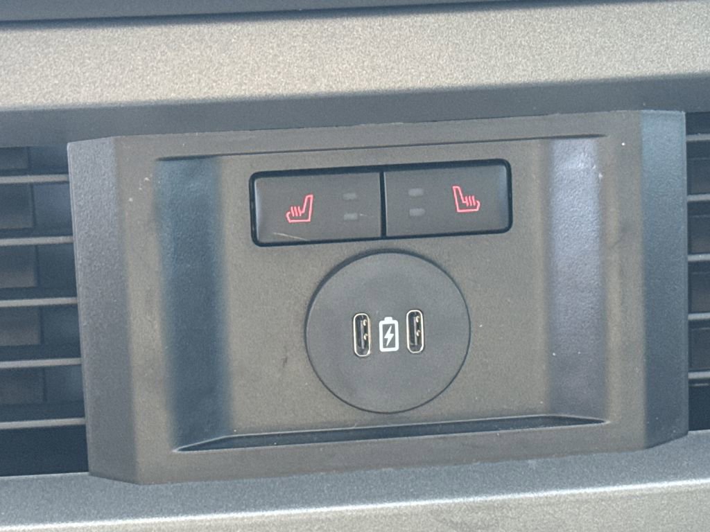 New 2026 Ford F350 Lariat w/ Black Appearance Package image 22