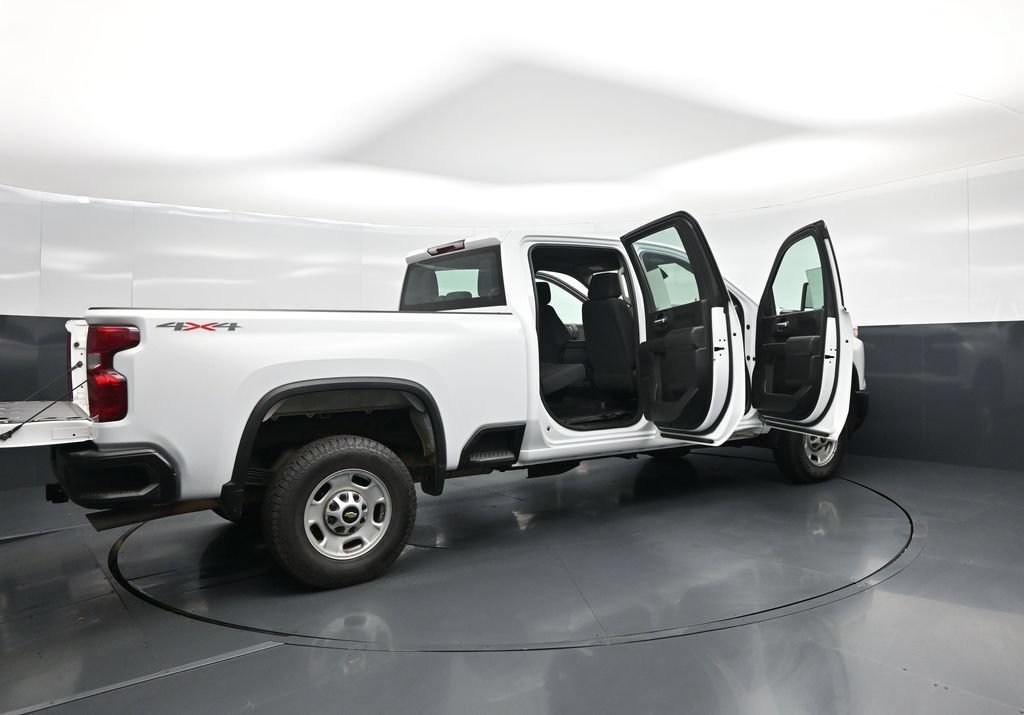 Used 2024 Chevrolet Silverado 2500 W/T AWD/4WD image 6