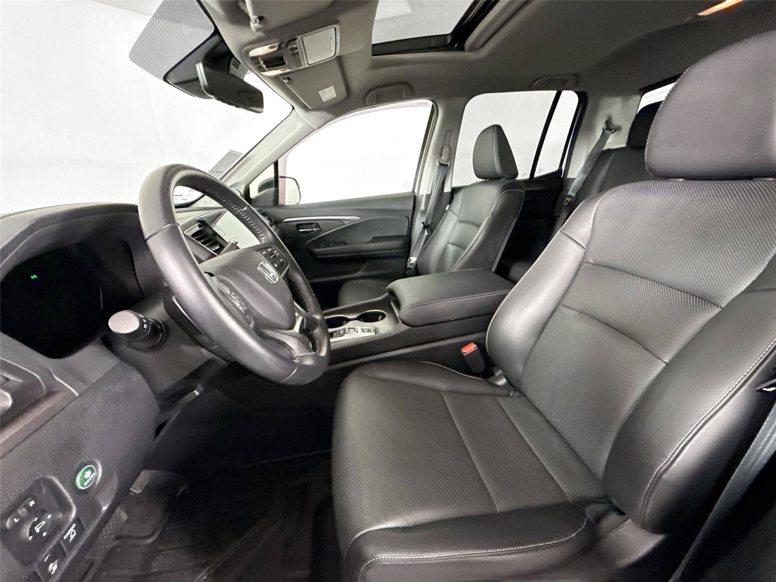 Used 2025 Honda Ridgeline RTL image 3