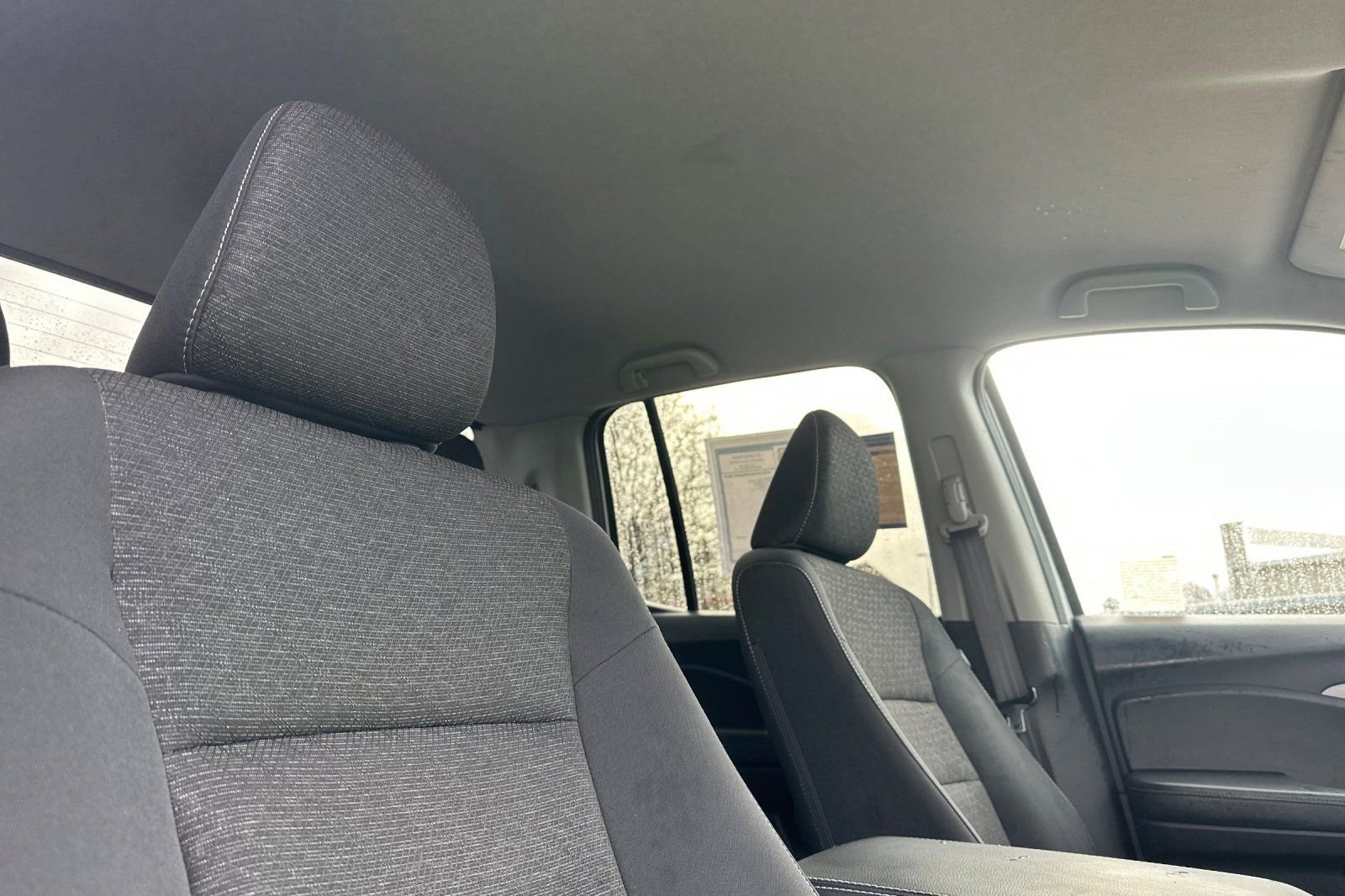 Used 2025 Honda Ridgeline Sport image 19