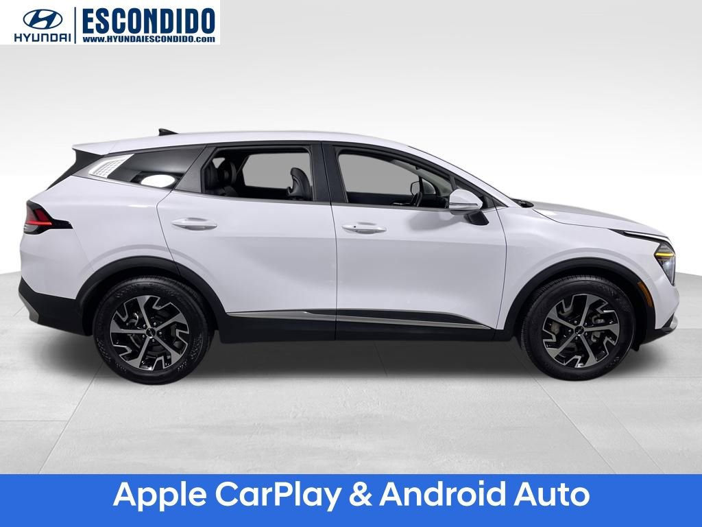 Used 2025 Kia Sportage EX image 6