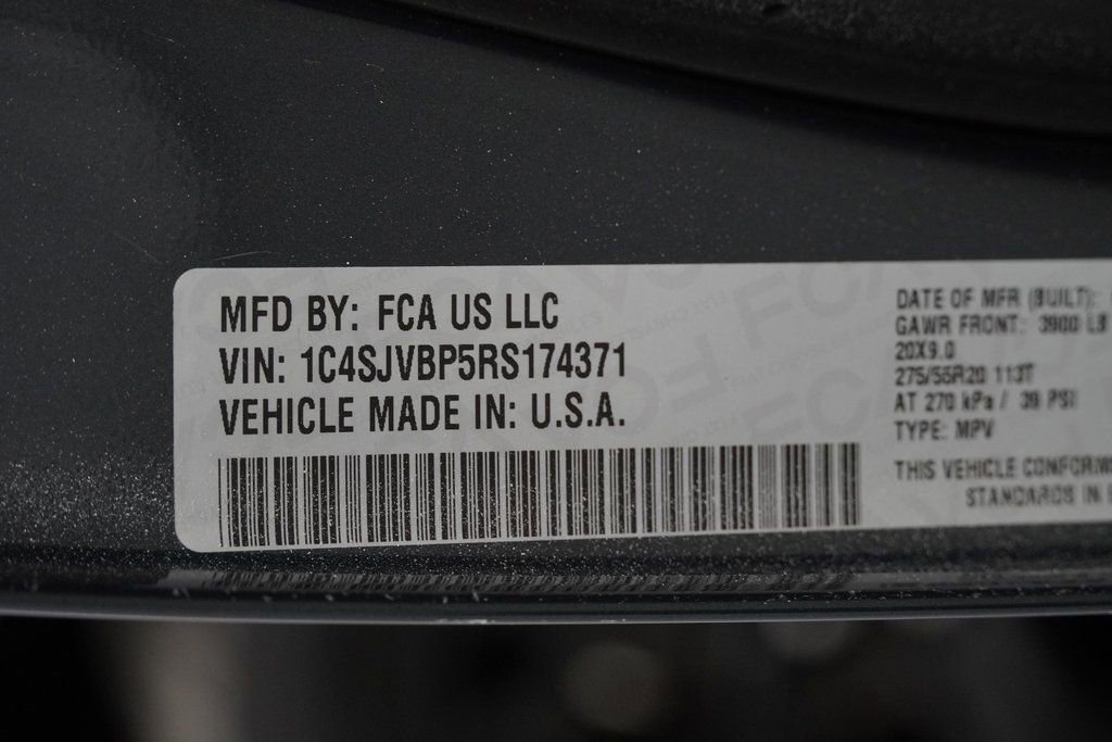 Certified 2024 Jeep Wagoneer Series II AWD/4WD image 57