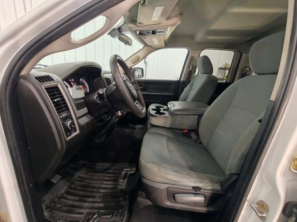 Used 2019 RAM 1500 ST w/ SXT Plus Group AWD/4WD image 23