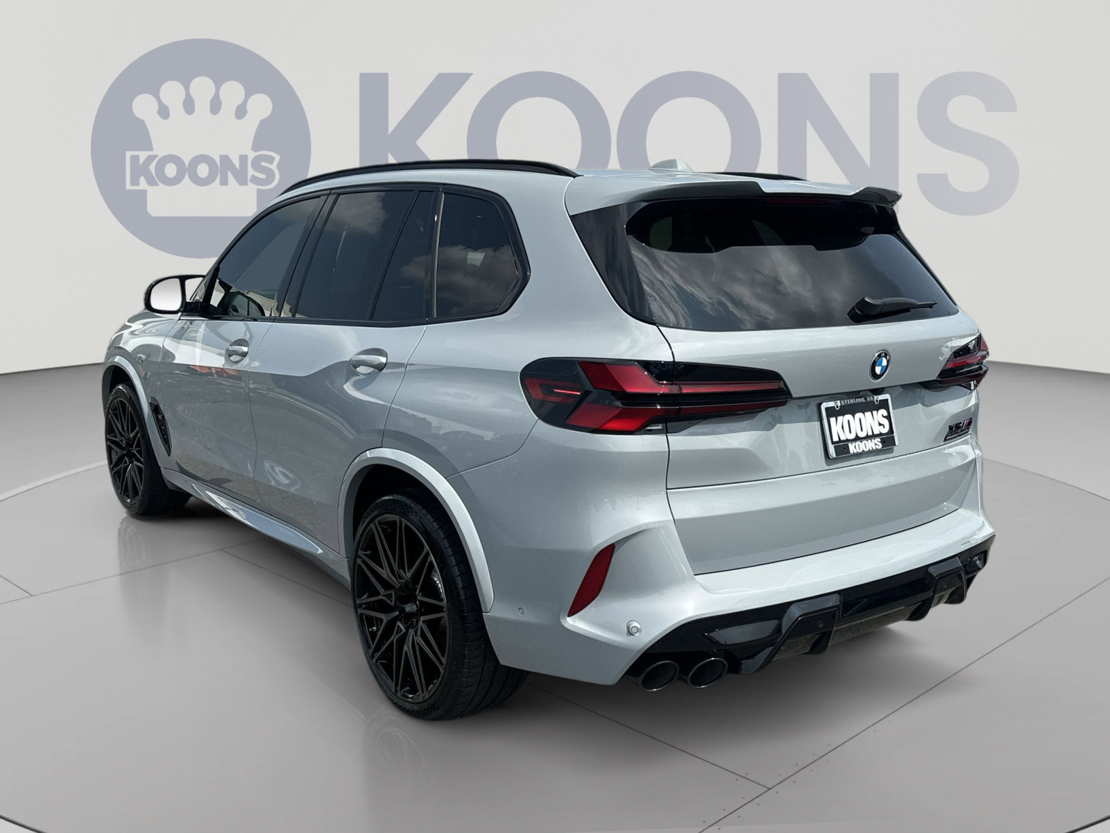 Used 2025 BMW X5 M Competition w/ Executive Package AWD/4WD image 8