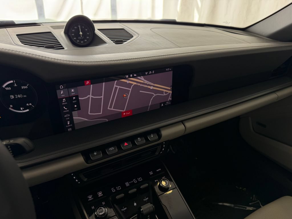 Certified 2021 Porsche 911 AWD/4WD image 23