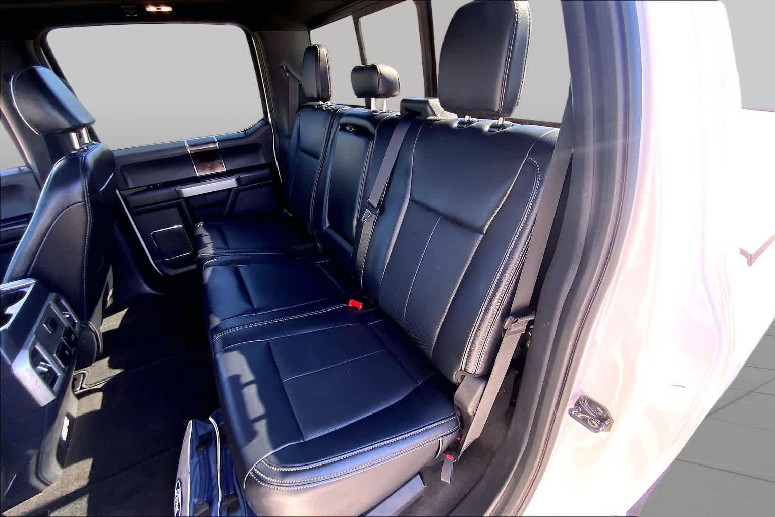 Used 2022 Ford F250 Lariat w/ Lariat Ultimate Package AWD/4WD image 19