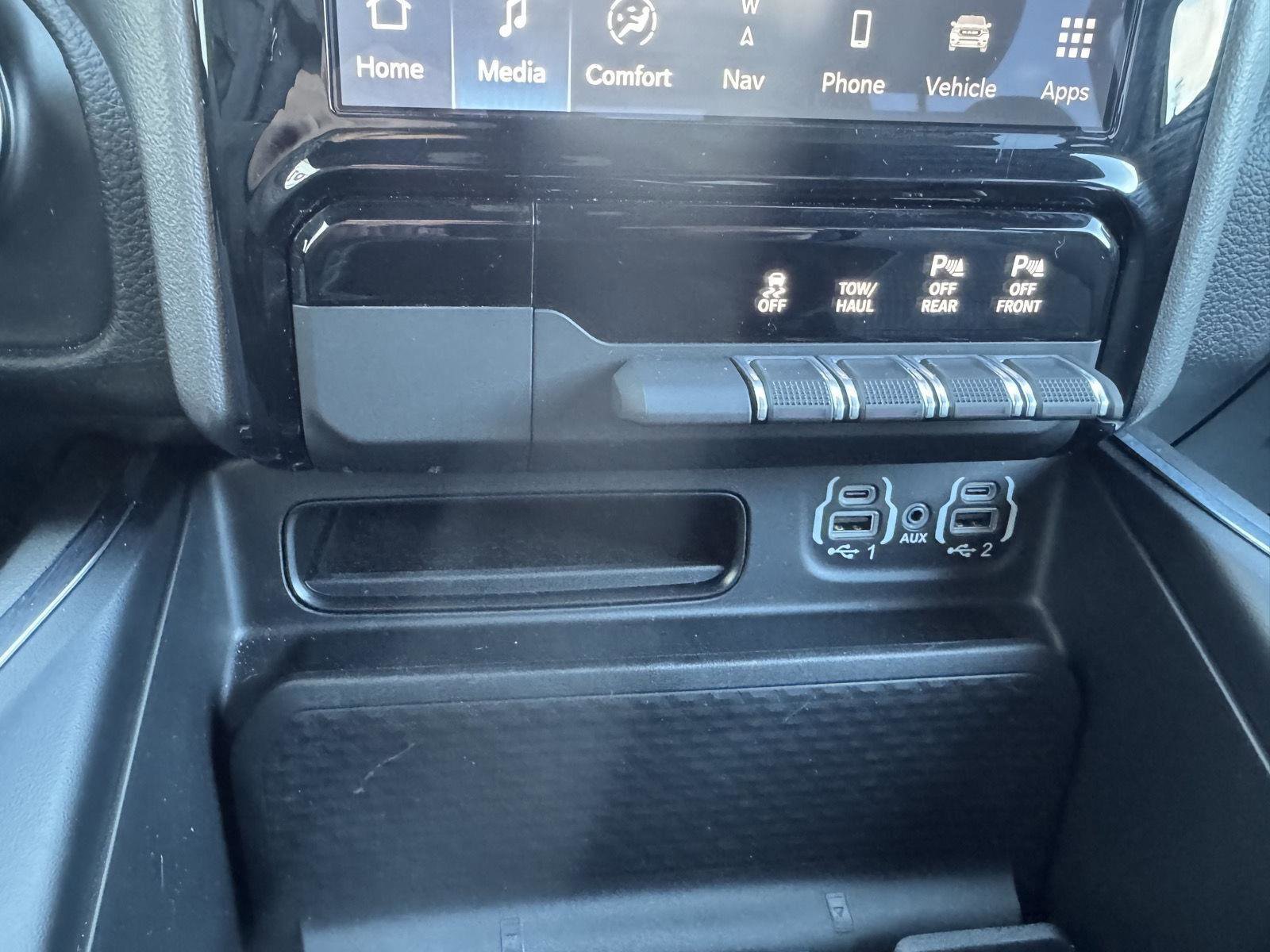 Used 2024 RAM 1500 Big Horn image 18