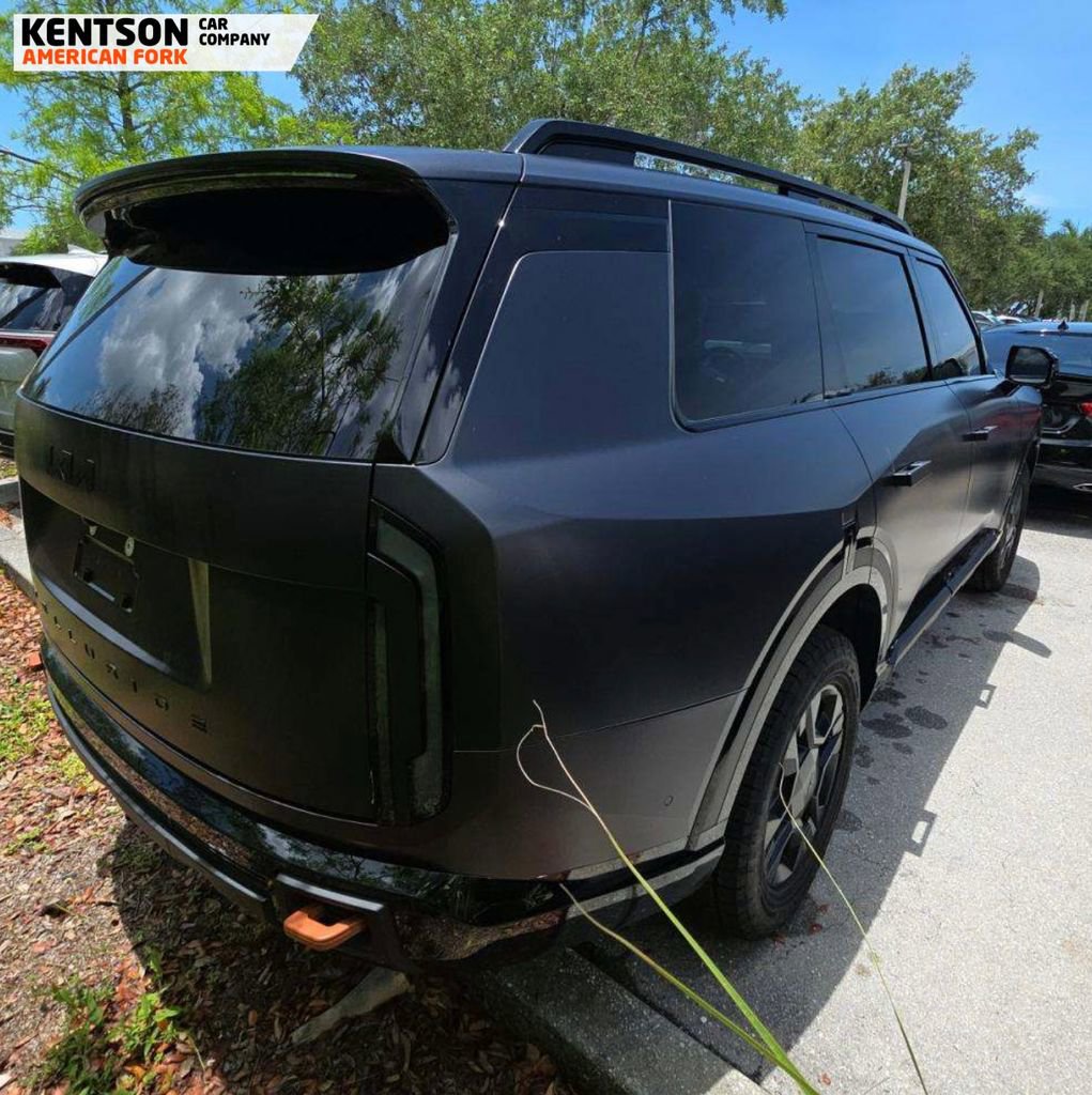 Used 2027 Kia Telluride SX Prestige X-Pro AWD/4WD image 3