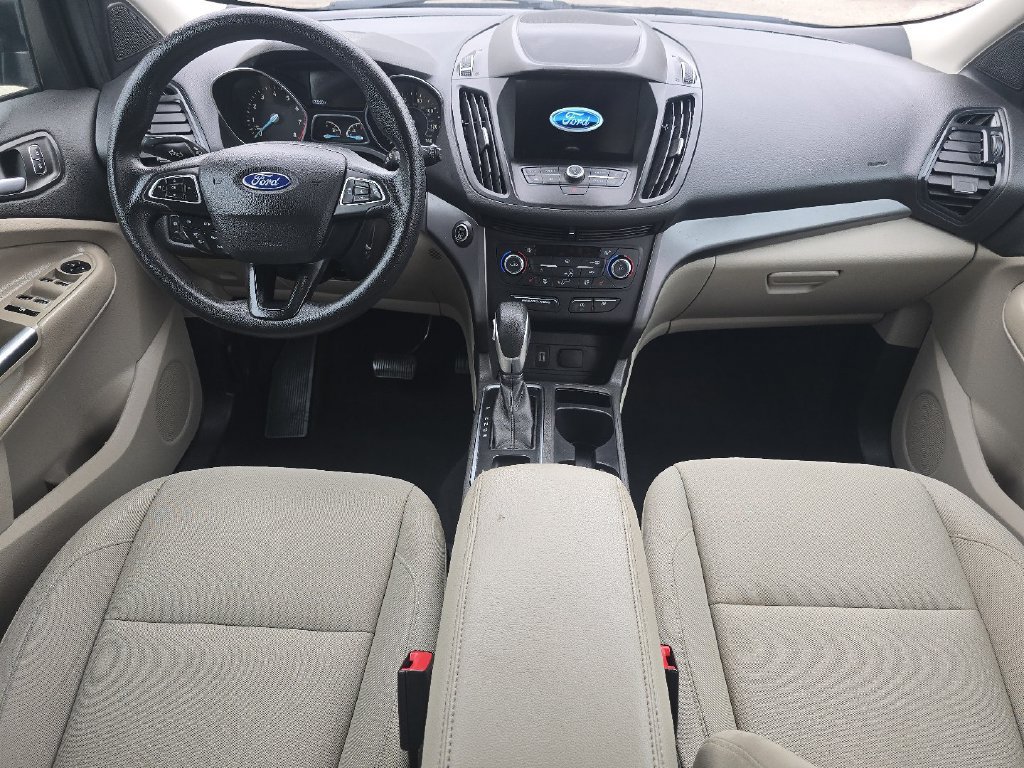 Used 2019 Ford Escape SE FWD image 18