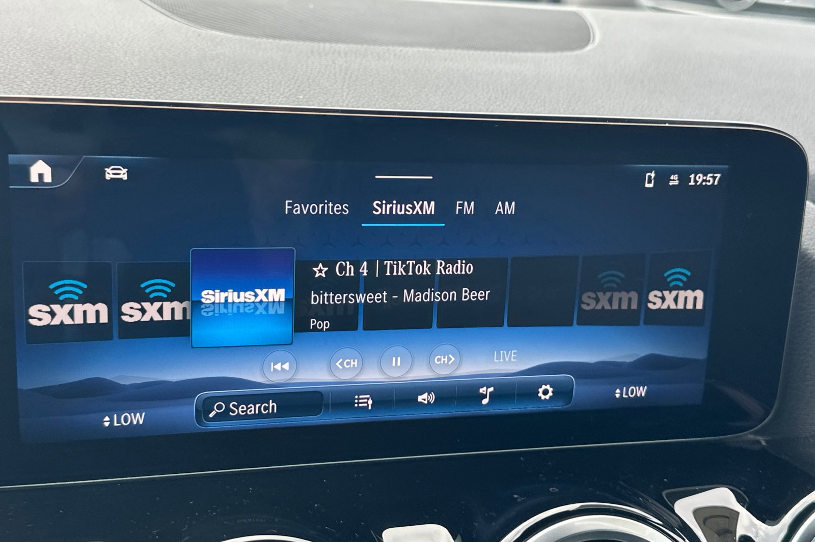 New 2026 Mercedes-Benz GLA 250 4MATIC image 18