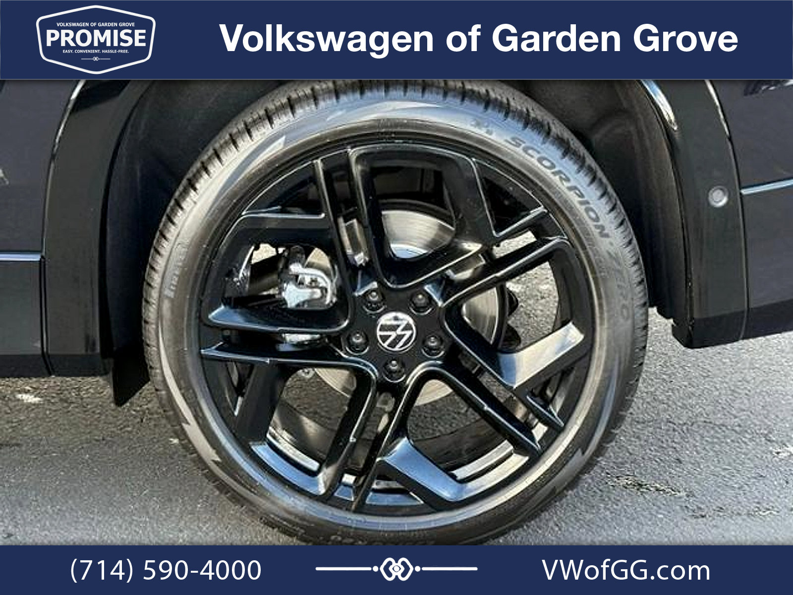 New 2026 Volkswagen Tiguan SE R-Line FWD image 10