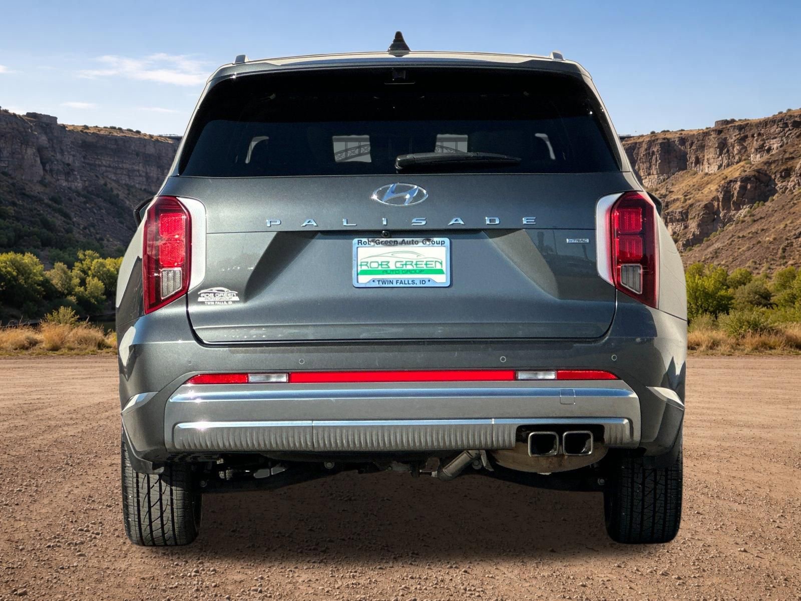 Used 2023 Hyundai Palisade Calligraphy image 4