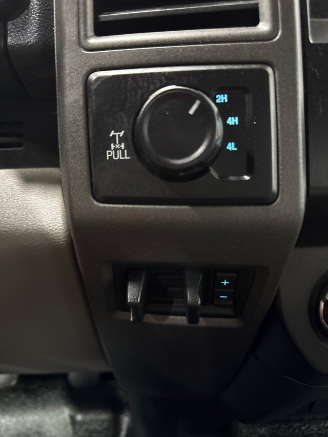 Used 2022 Ford F250 XL w/ Power Equipment Group AWD/4WD image 27