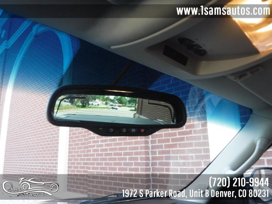 Used 2013 Chevrolet Avalanche LTZ AWD/4WD image 35