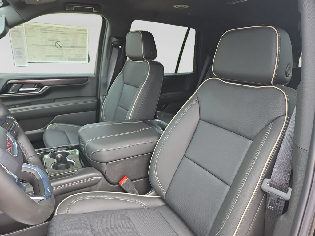 New 2026 GMC Yukon Elevation w/ LPO, Elevation Black Package AWD/4WD image 22