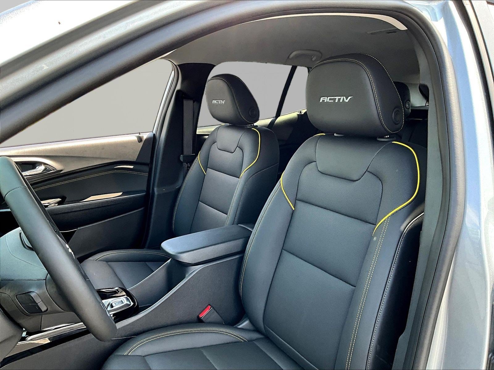 New 2026 Chevrolet Trax ACTIV w/ Driver Confidence Package FWD image 17