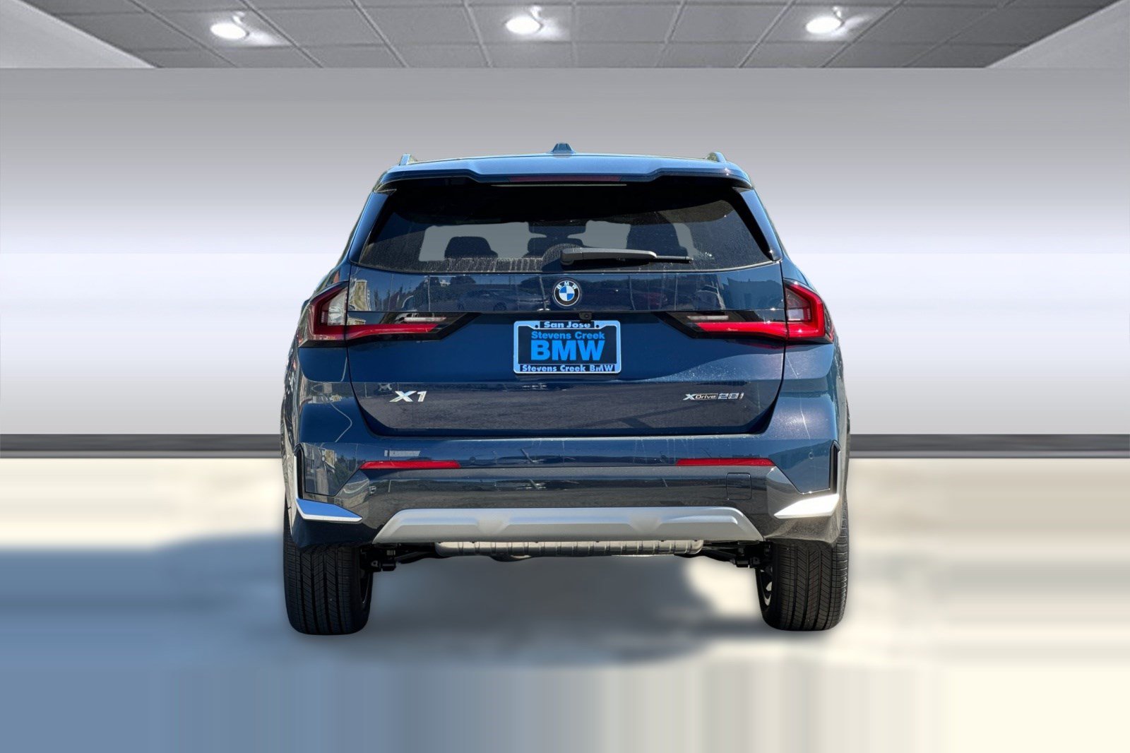 New 2026 BMW X1 xDrive28i w/ Technology Package AWD/4WD image 9