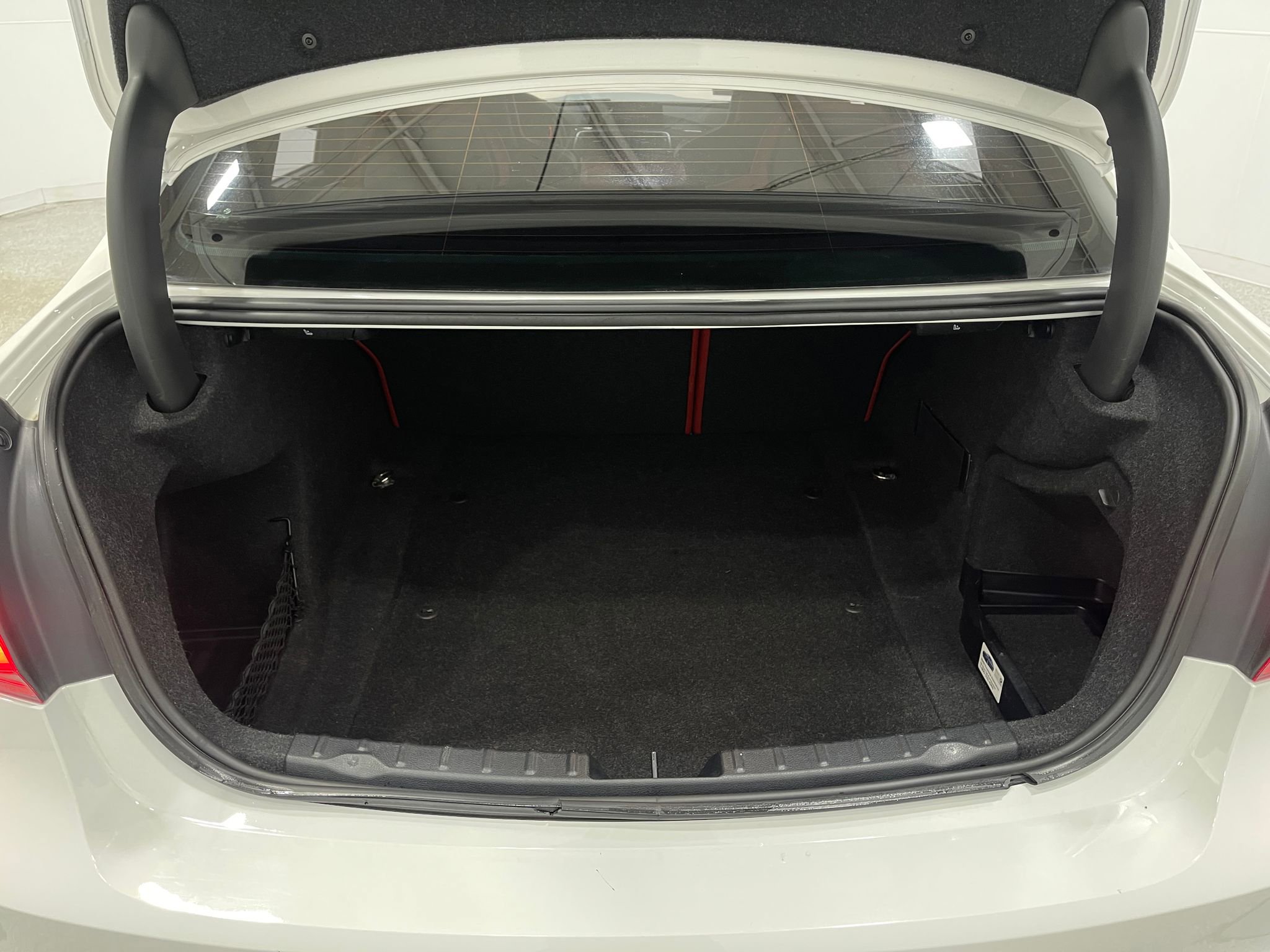 Used 2016 BMW M3 image 25