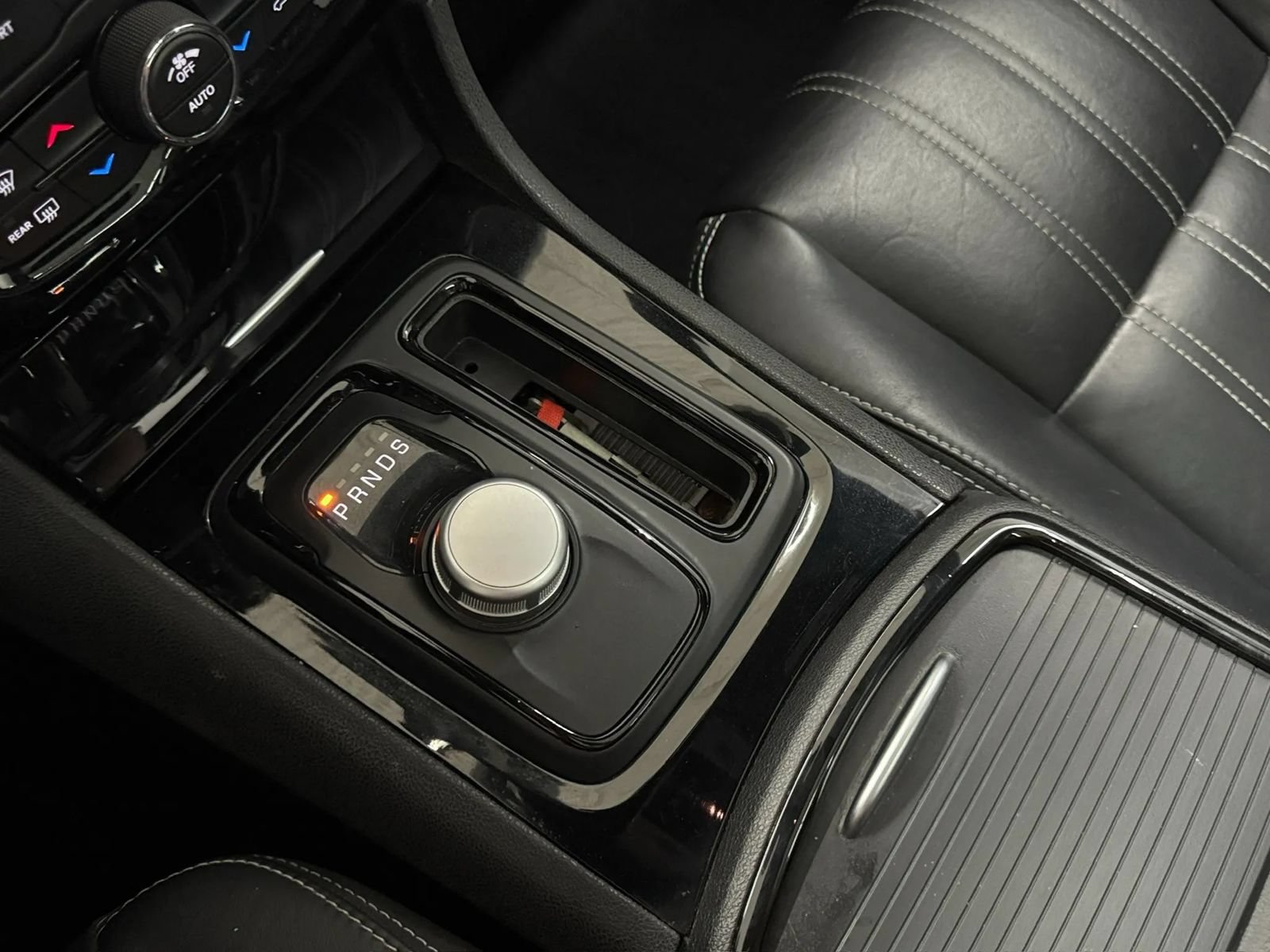 Used 2022 Chrysler 300 S RWD image 22
