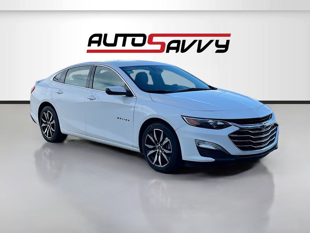 Used 2024 Chevrolet Malibu RS image 1