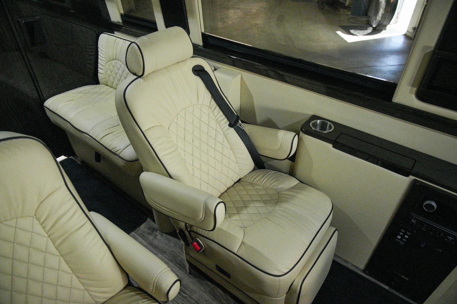 Used 2020 Mercedes-Benz Sprinter 3500 image 39